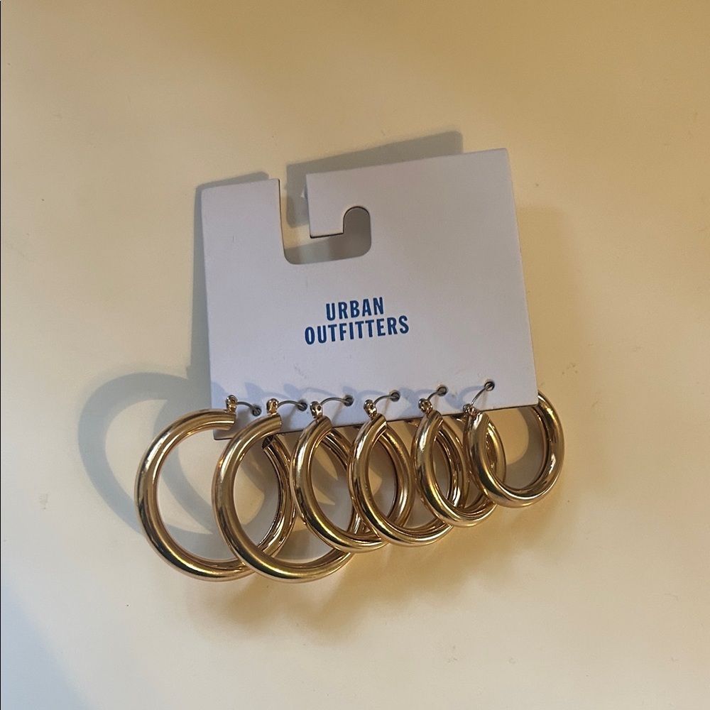 Urban Outfitters Shiny Gold Hoop Set